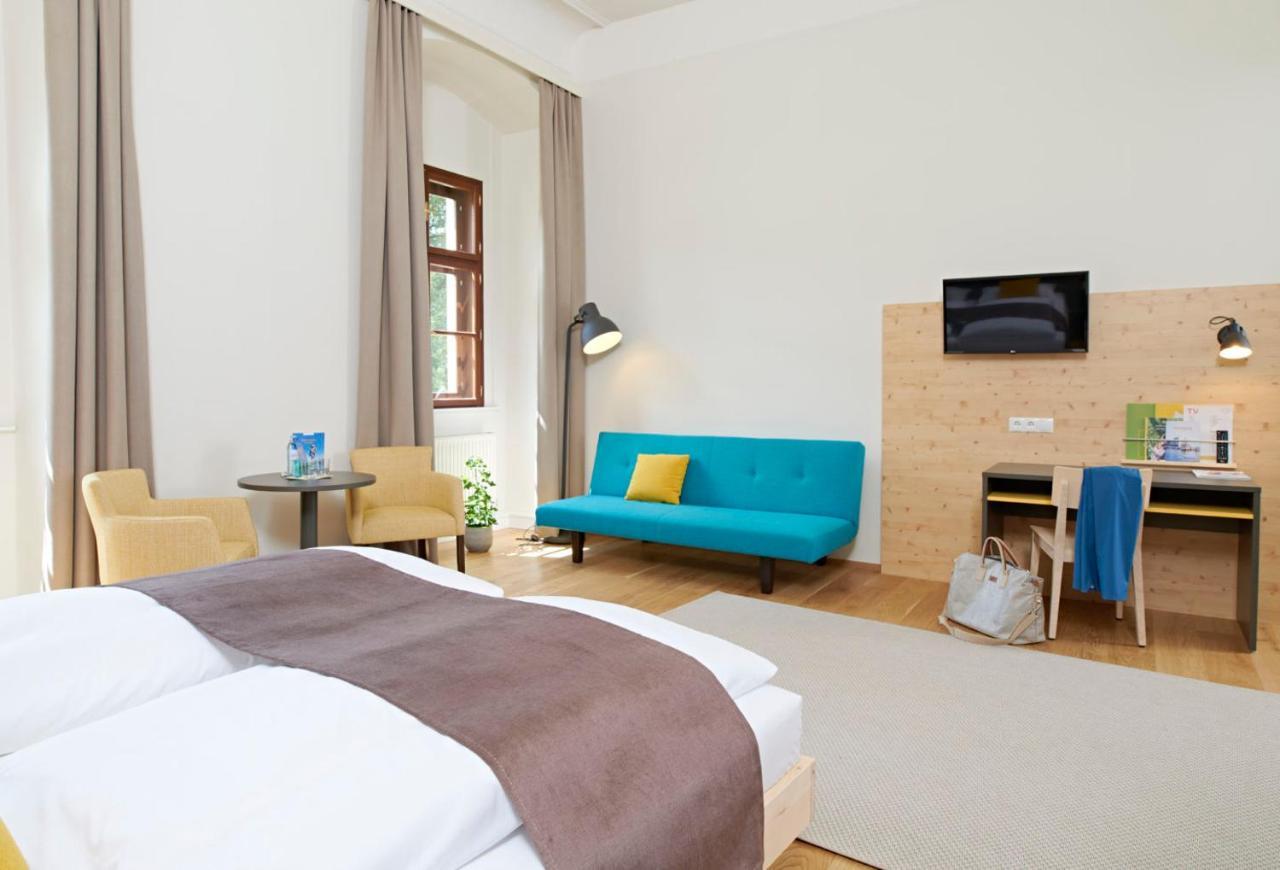 Jufa Hotel Stift Gurk Екстериор снимка