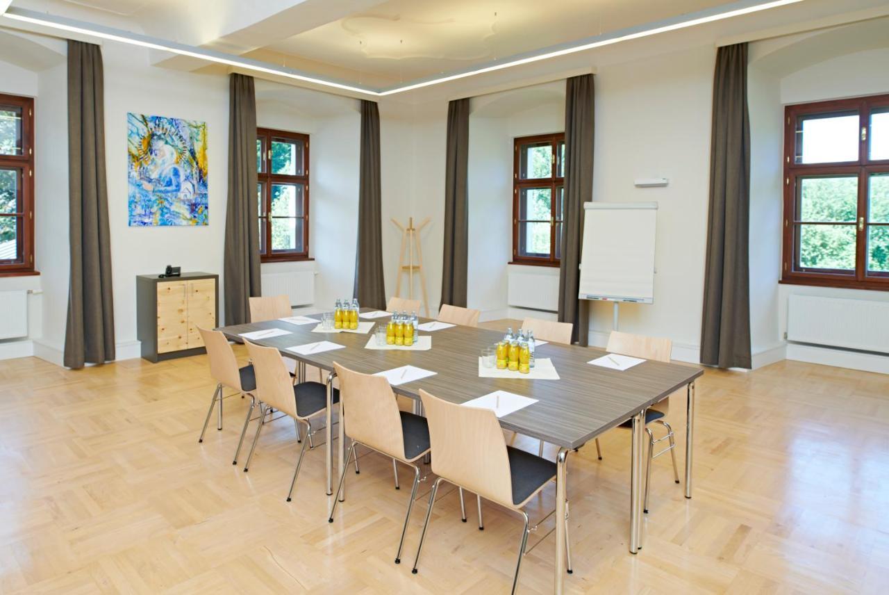 Jufa Hotel Stift Gurk Екстериор снимка